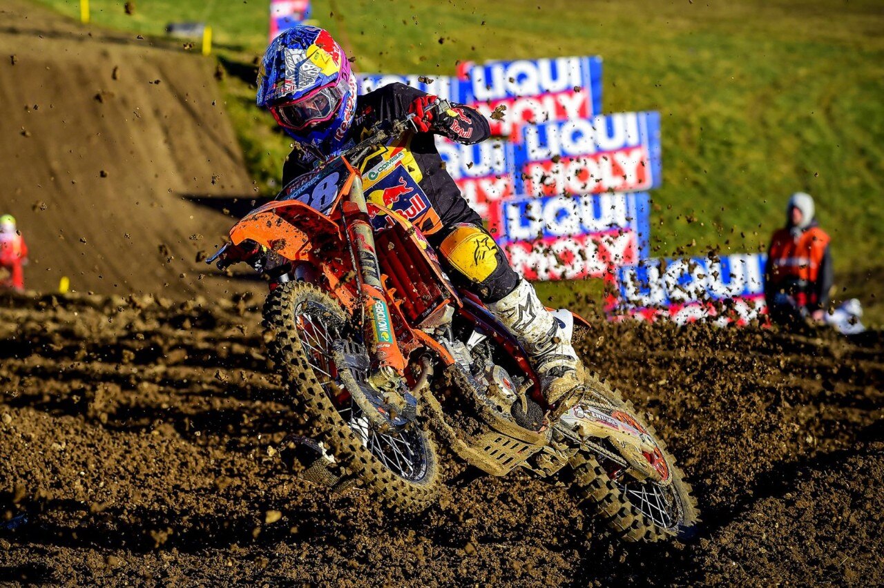 Mondiale MXGP 2022 - Gajser e Längenfelder si aggiudicano il GP di Gran Bretagna - VIDEO