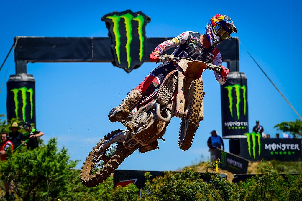 Mondiale MXGP: sorpresa Calvin Vlaanderen nel GP di Sardegna - VIDEO