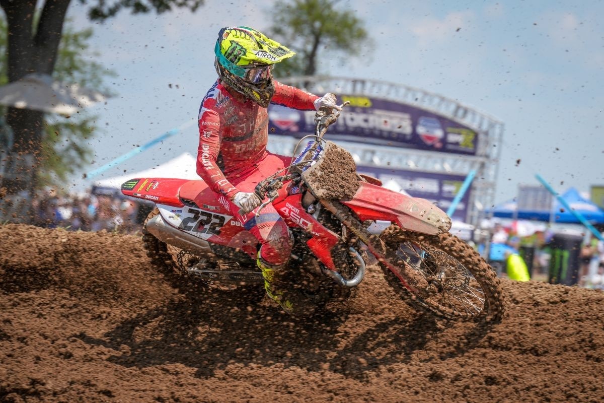 Ottimo debutto per Cairoli e la Ducati Desmo450 MX in America