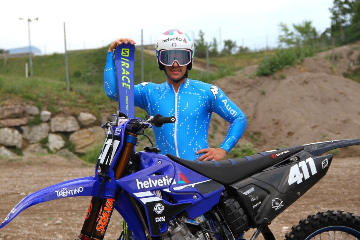 Luca De Aliprandini a tutta velocità, nello sci e nel motocross