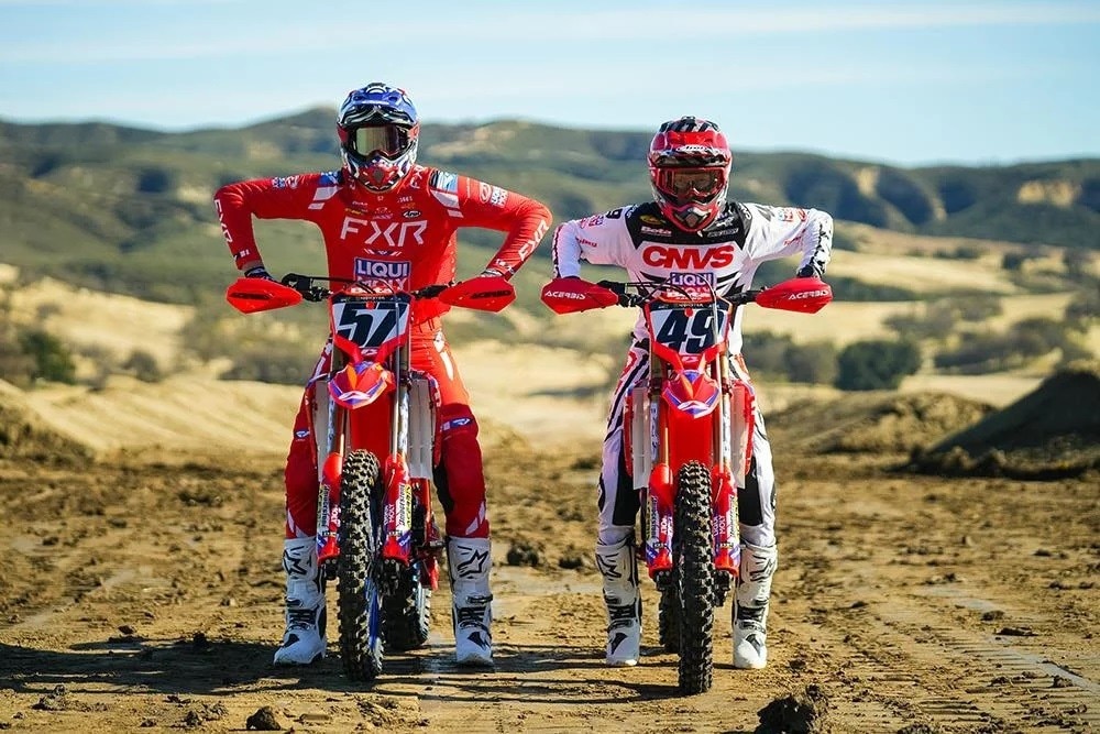 Liqui Moly Beta Factory Supercross Team 2025