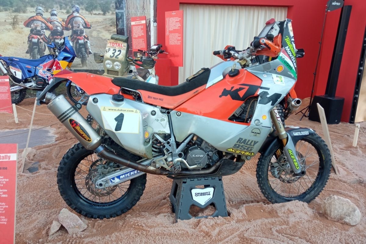 Inaugurata a EICMA 2025 la mostra “Desert Queens”