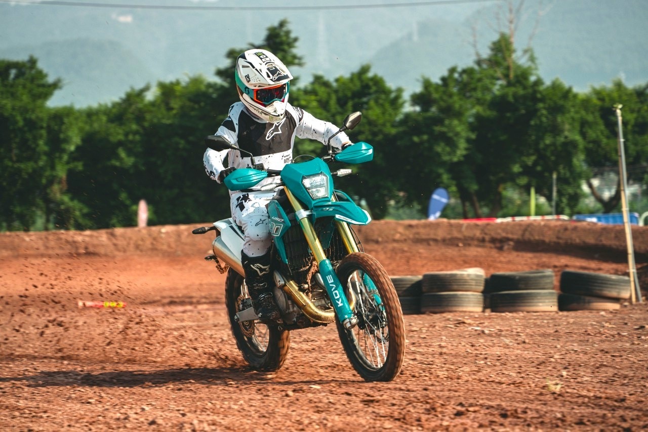 Kove presenta la nuova MX450 Enduro 2026