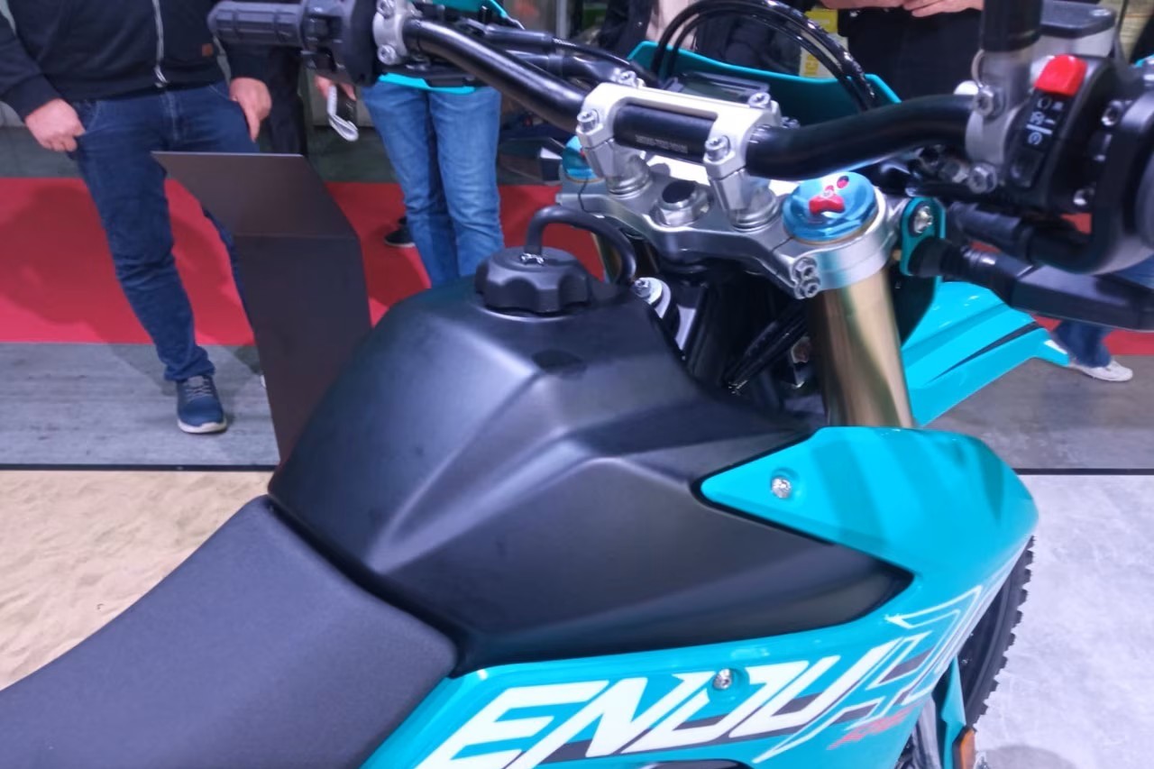 Kove presenta la nuova MX450 Enduro 2026