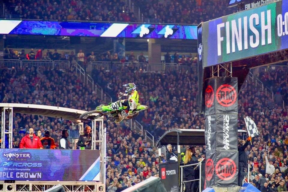 AMA Supercross 2019, a Eli Tomac la Triple Crown di Detroit