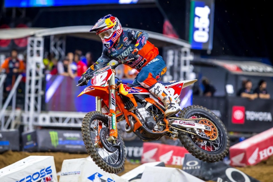 AMA Supercross 2019, la Triple Corona di Houston va a Cooper Webb