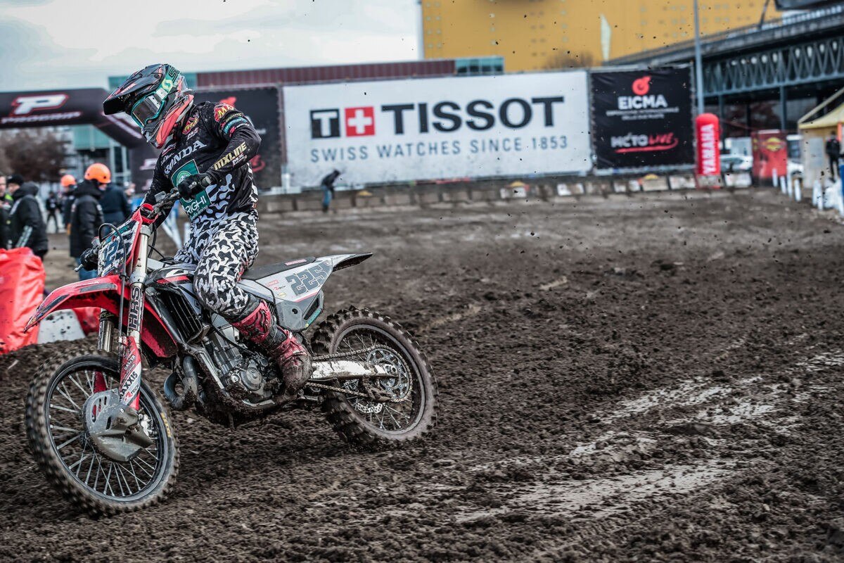 Tutto lo spettacolo delle gare dell'area MotoLive di EICMA 2021!