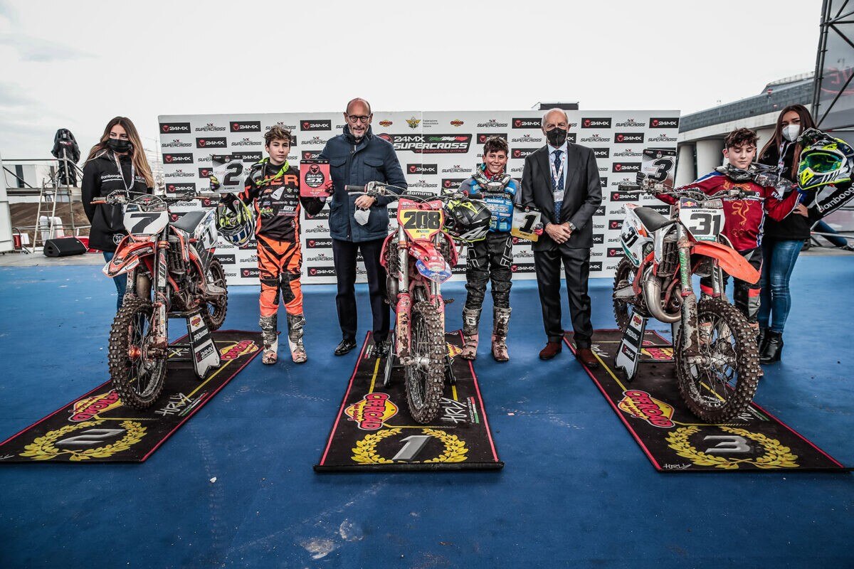 Tutto lo spettacolo delle gare dell'area MotoLive di EICMA 2021!