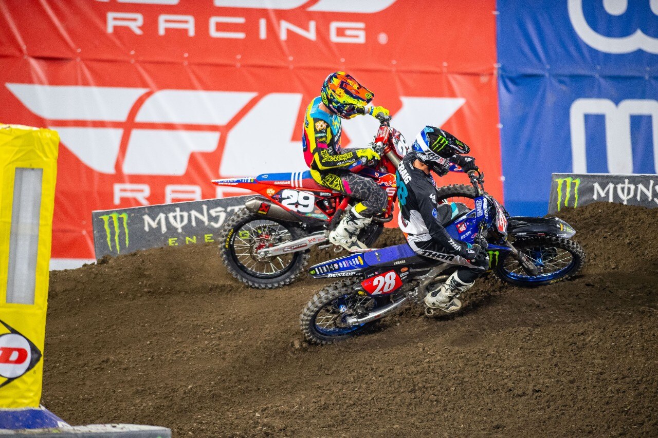AMA Supercross 2022, ad Anaheim 2 prima vittoria di Tomac con la Yamaha - VIDEO