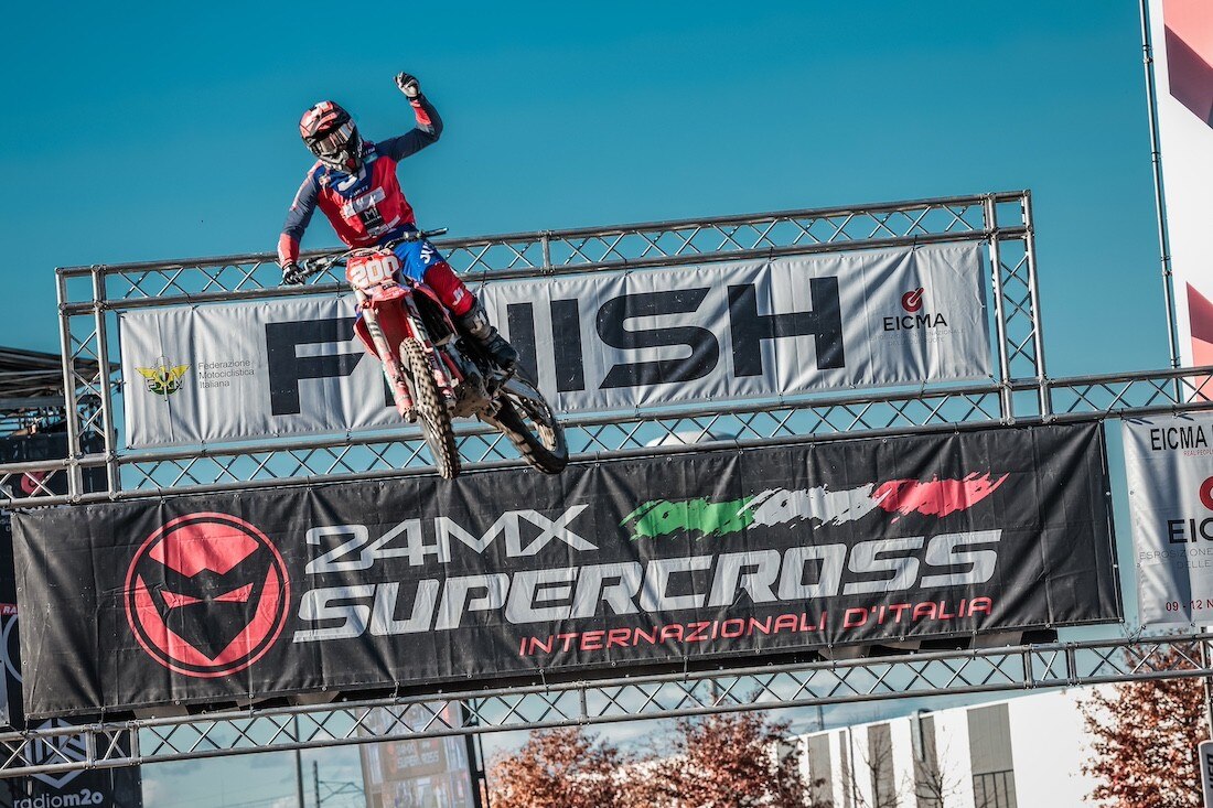 EICMA MotoLive: Brian Hsu si impone negli Internazionali d’Italia SX