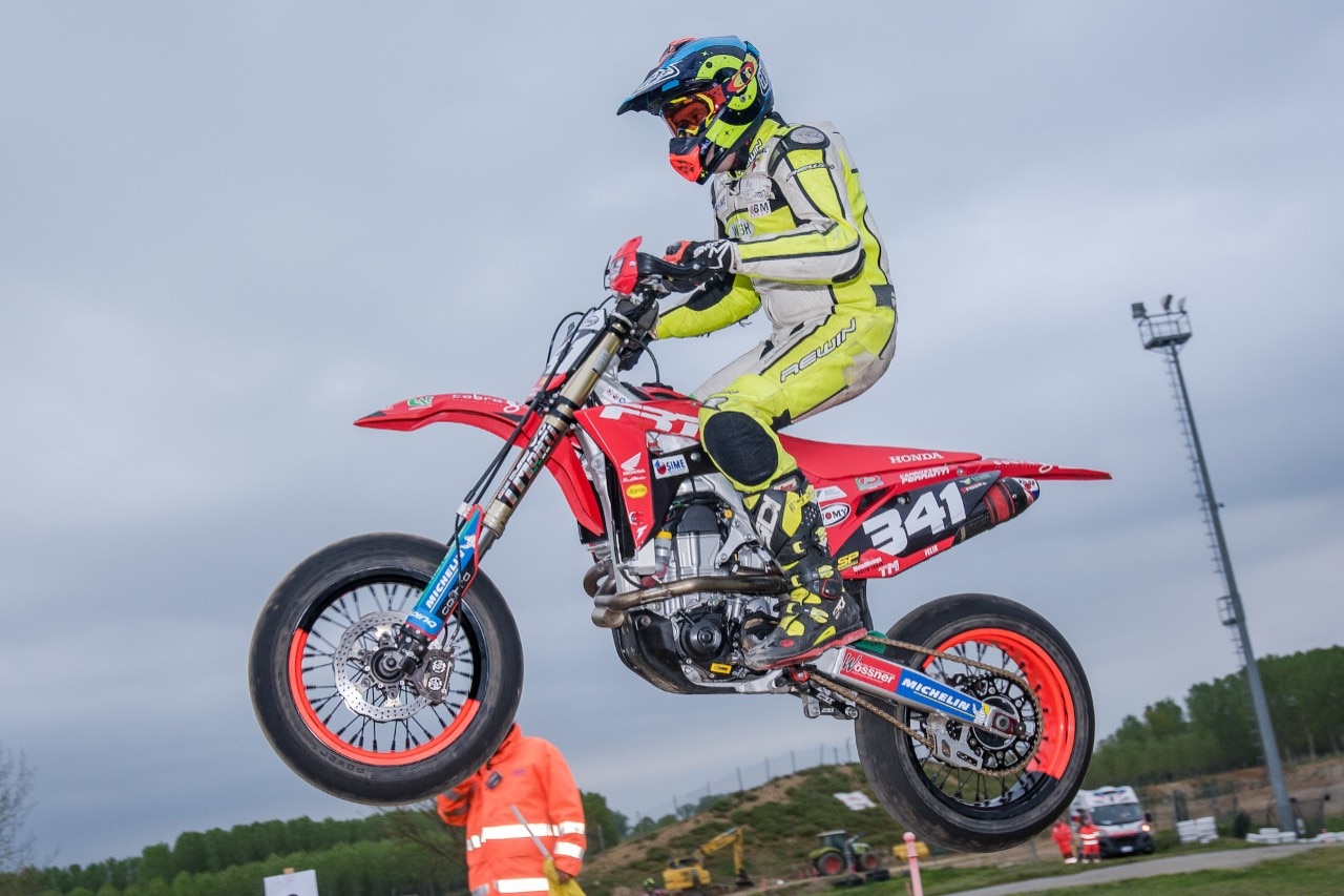 Campionato Regionale Supermoto Nord Italia, sliding in the rain a Ottobiano