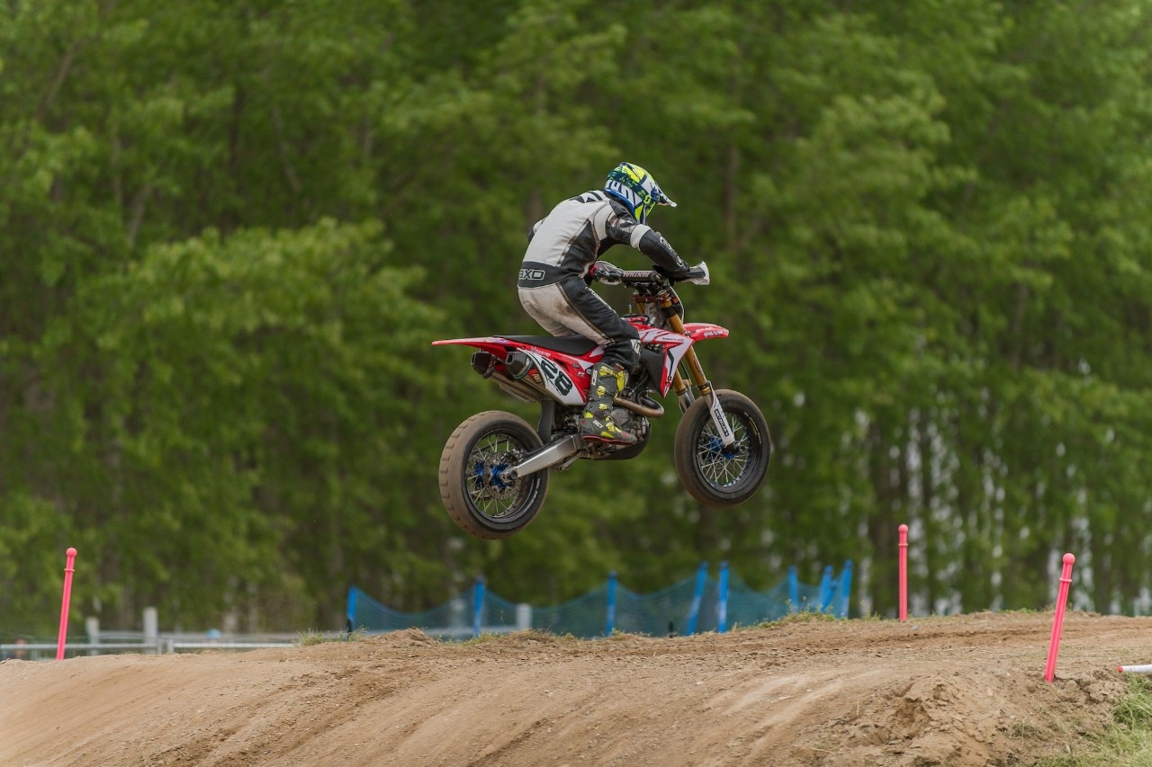 Campionato Regionale Supermoto Nord Italia, sliding in the rain a Ottobiano