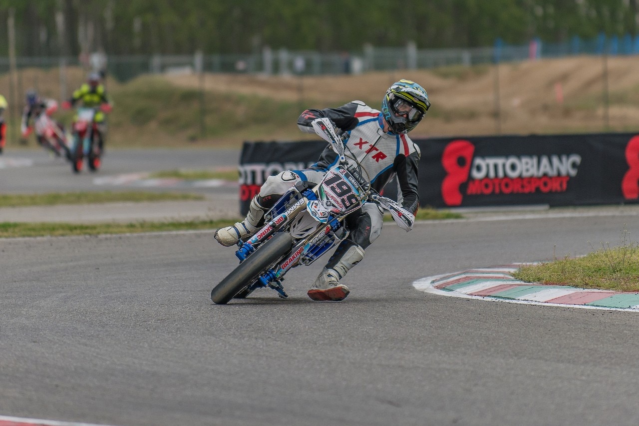 Campionato Regionale Supermoto Nord Italia, sliding in the rain a Ottobiano