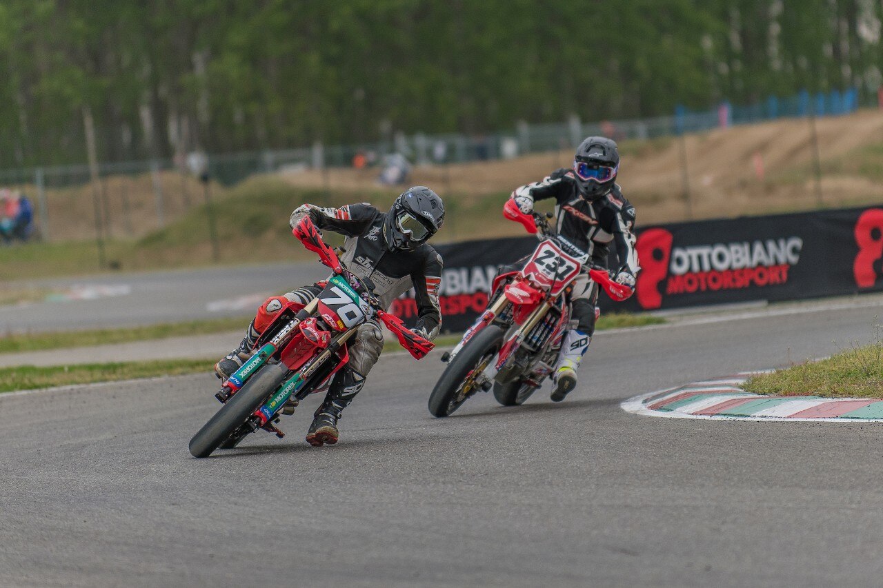 Campionato Regionale Supermoto Nord Italia, sliding in the rain a Ottobiano