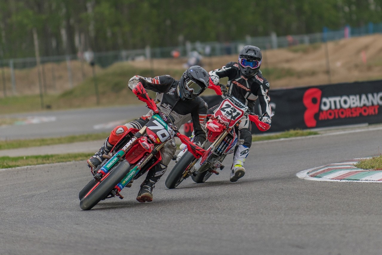 Campionato Regionale Supermoto Nord Italia, sliding in the rain a Ottobiano