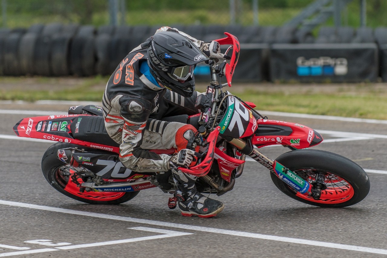Campionato Regionale Supermoto Nord Italia, sliding in the rain a Ottobiano