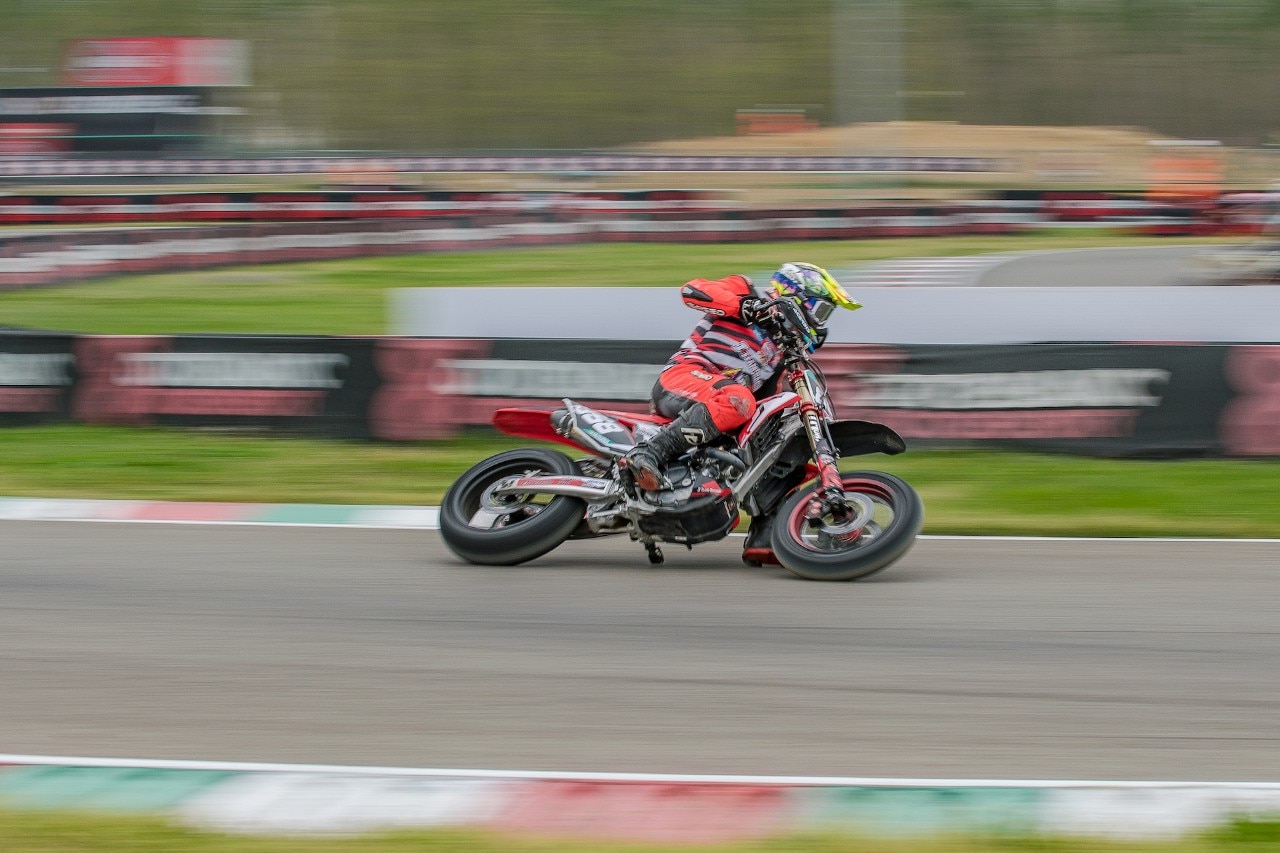 Campionato Regionale Supermoto Nord Italia, sliding in the rain a Ottobiano