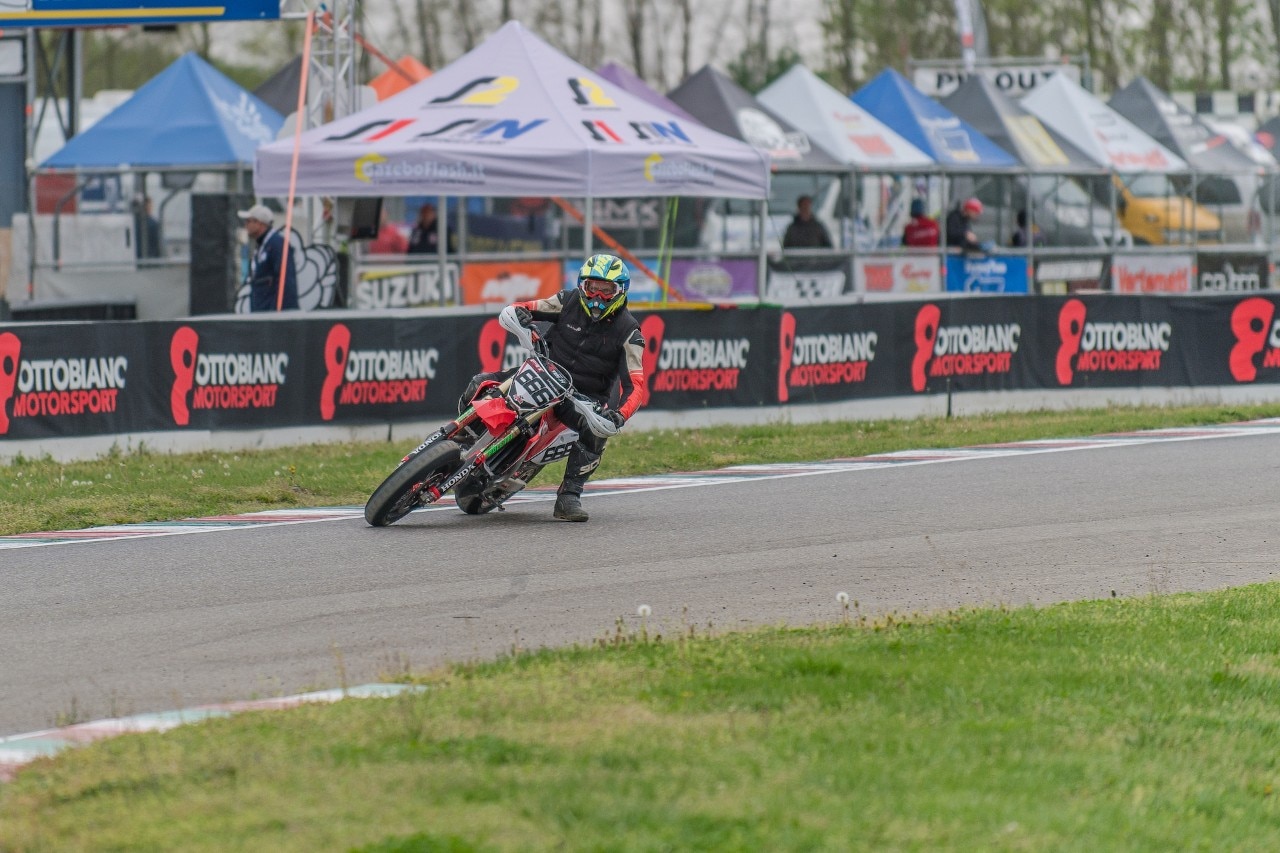 Campionato Regionale Supermoto Nord Italia, sliding in the rain a Ottobiano