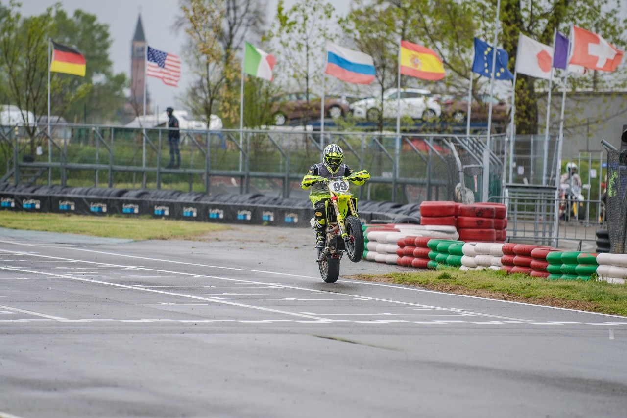 Campionato Regionale Supermoto Nord Italia, sliding in the rain a Ottobiano