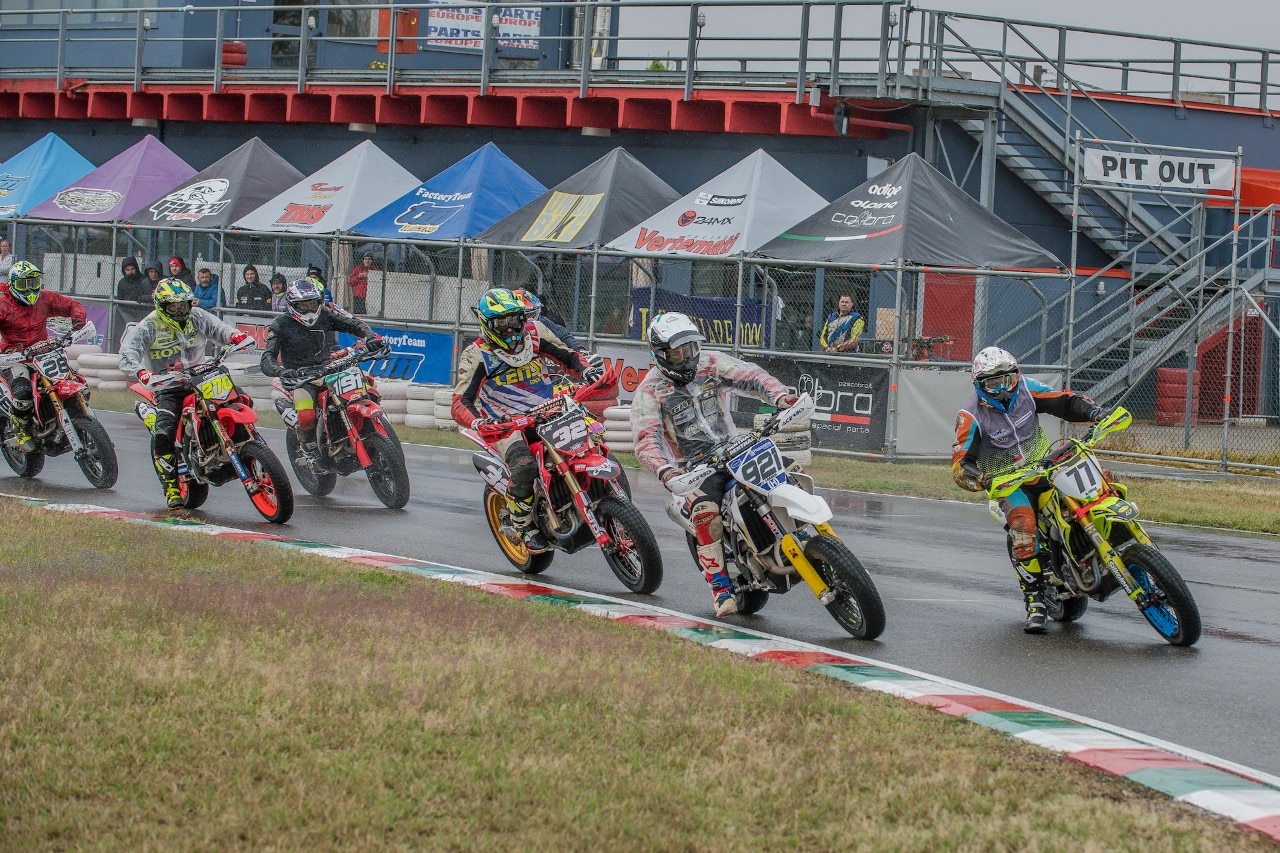 Campionato Regionale Supermoto Nord Italia, sliding in the rain a Ottobiano