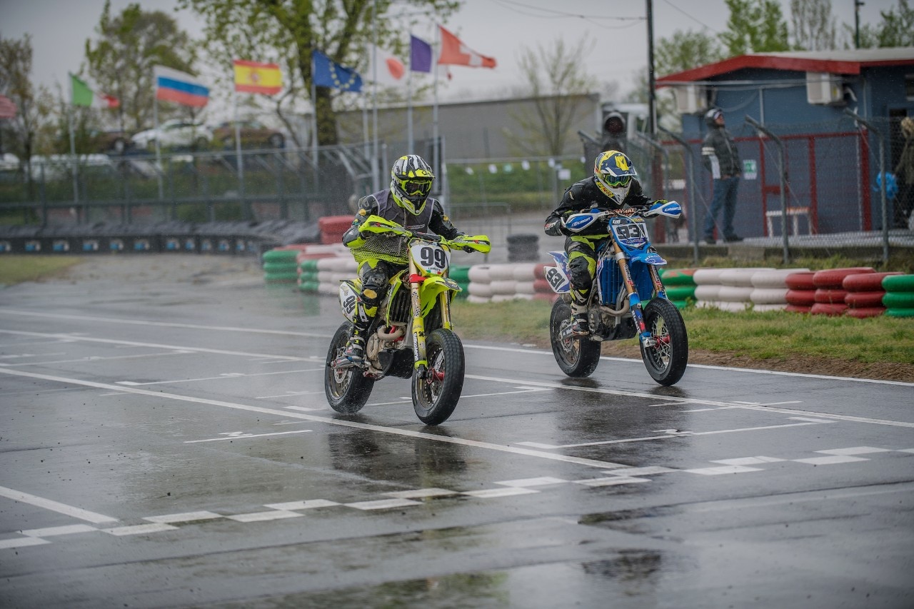 Campionato Regionale Supermoto Nord Italia, sliding in the rain a Ottobiano