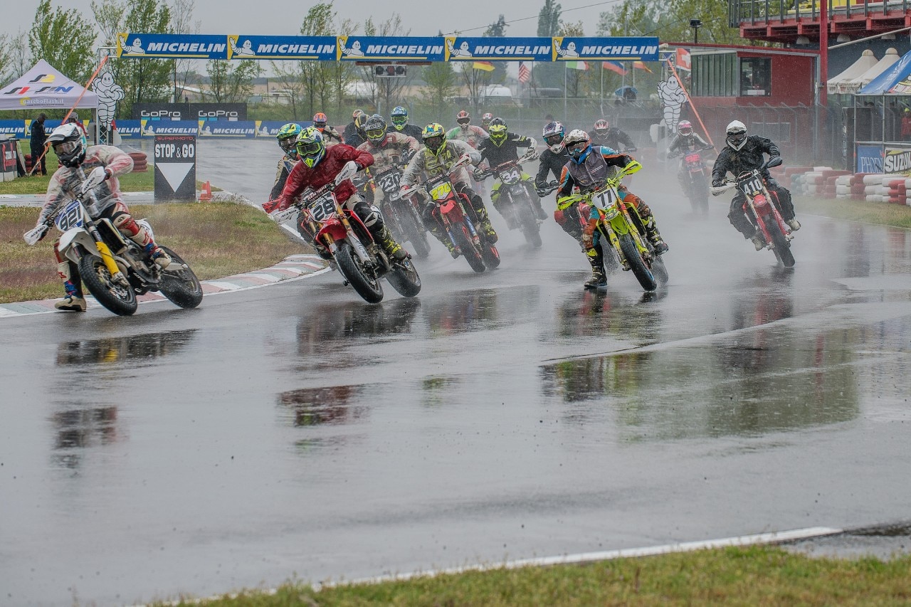 Campionato Regionale Supermoto Nord Italia, sliding in the rain a Ottobiano