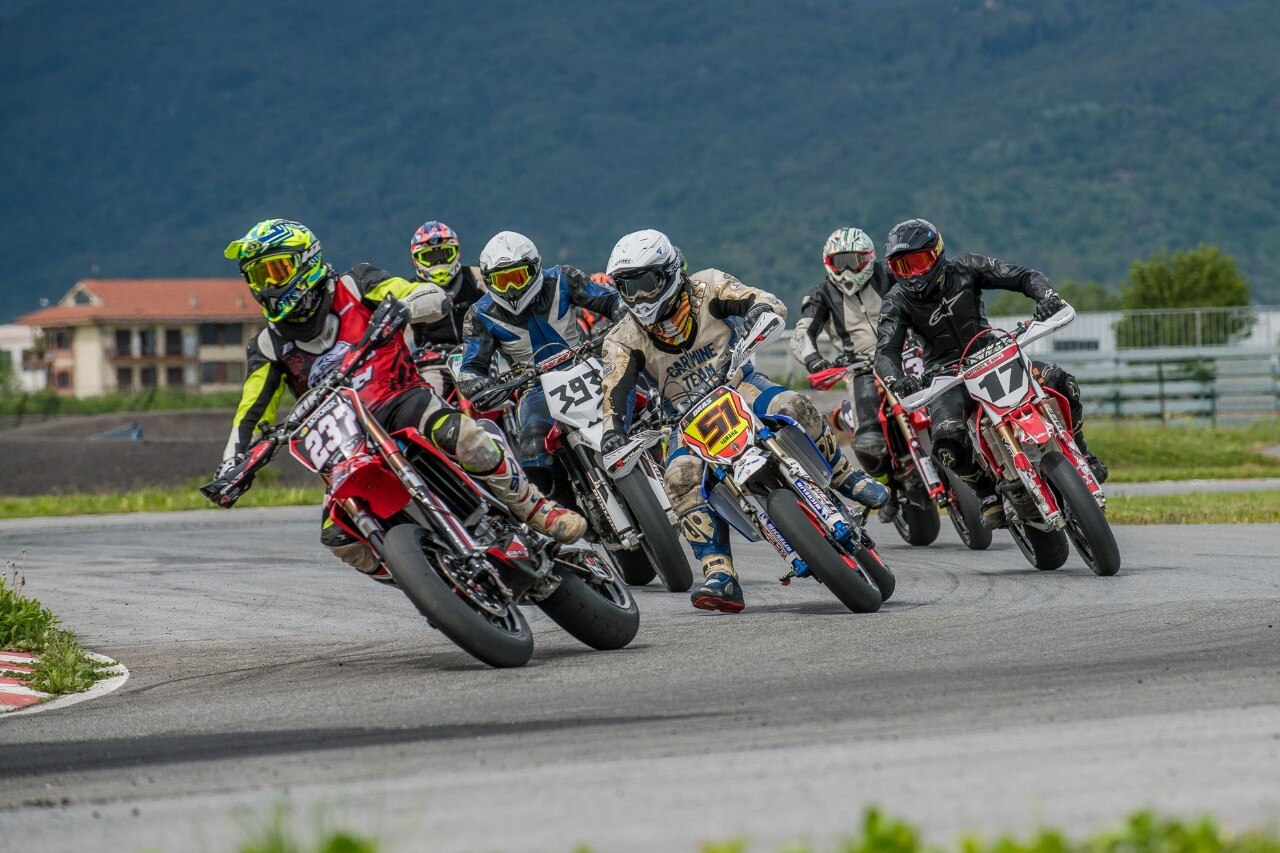 La neve non ferma l’Interregionale Supermoto 2019 a Busca