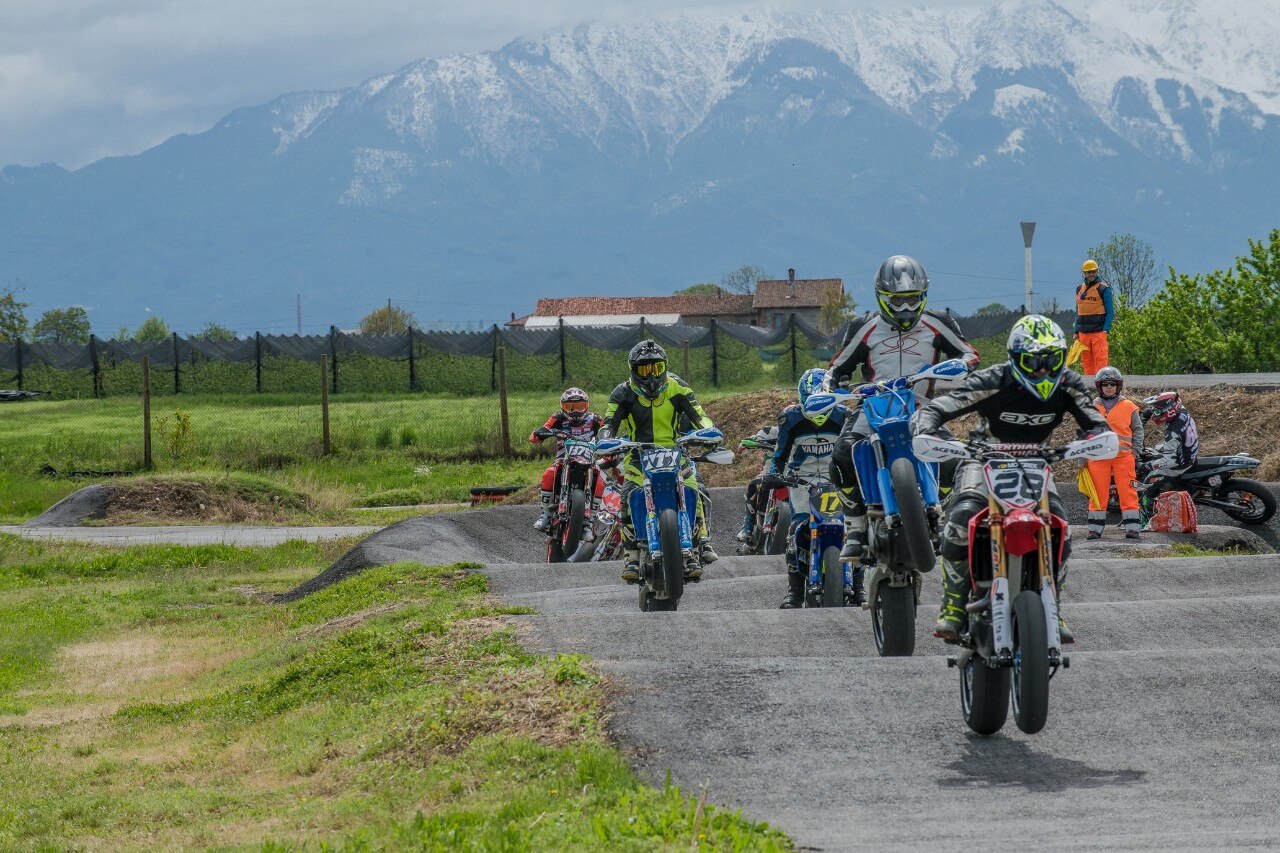 La neve non ferma l’Interregionale Supermoto 2019 a Busca