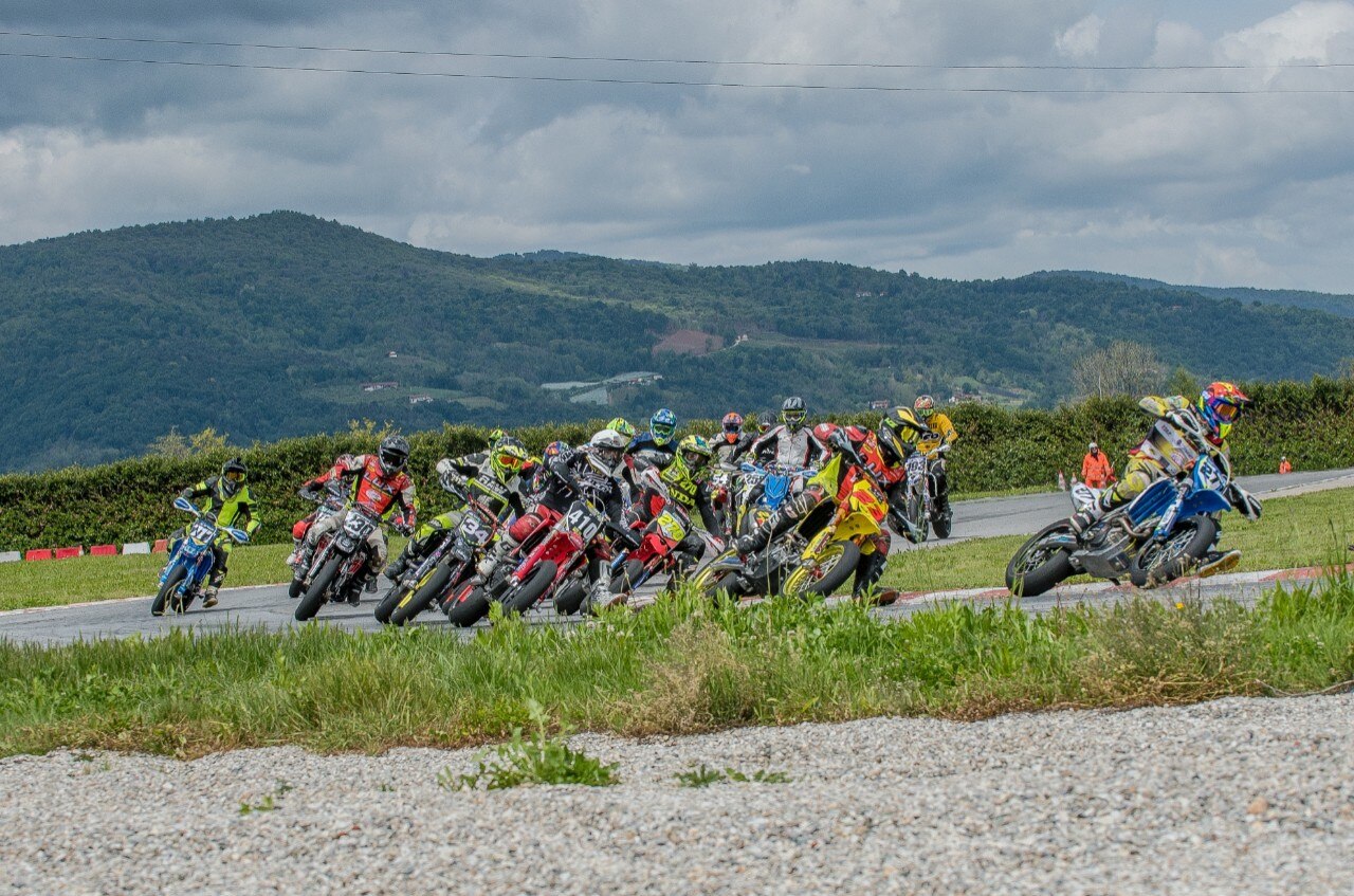 La neve non ferma l’Interregionale Supermoto 2019 a Busca