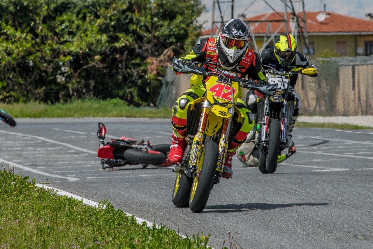 La neve non ferma l’Interregionale Supermoto 2019 a Busca