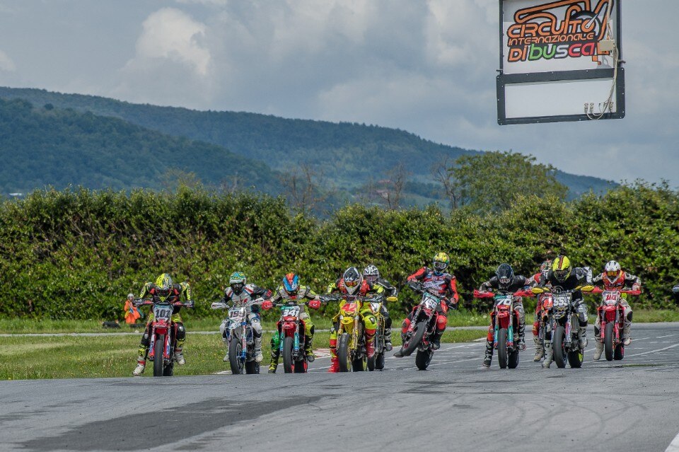 La neve non ferma l’Interregionale Supermoto 2019 a Busca