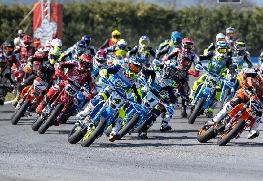 Mondiale Supermoto: Marc-Reiner Schmidt vince il GP del Piemonte