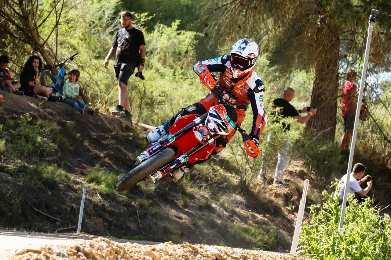 Mondiale Supermoto: Diogo Moreira vince il GP di Catalunya