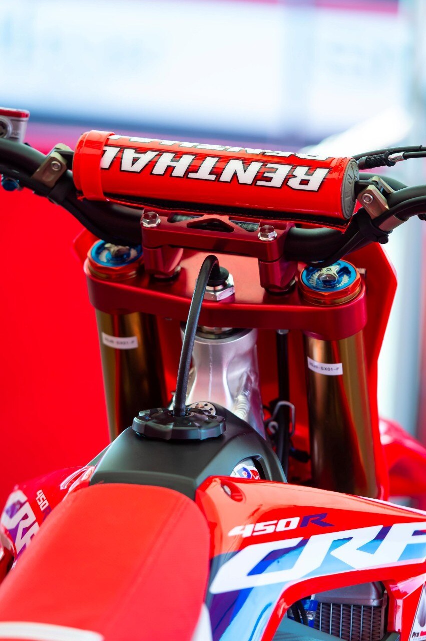 Athena nuovo distributore italiano del marchio Renthal