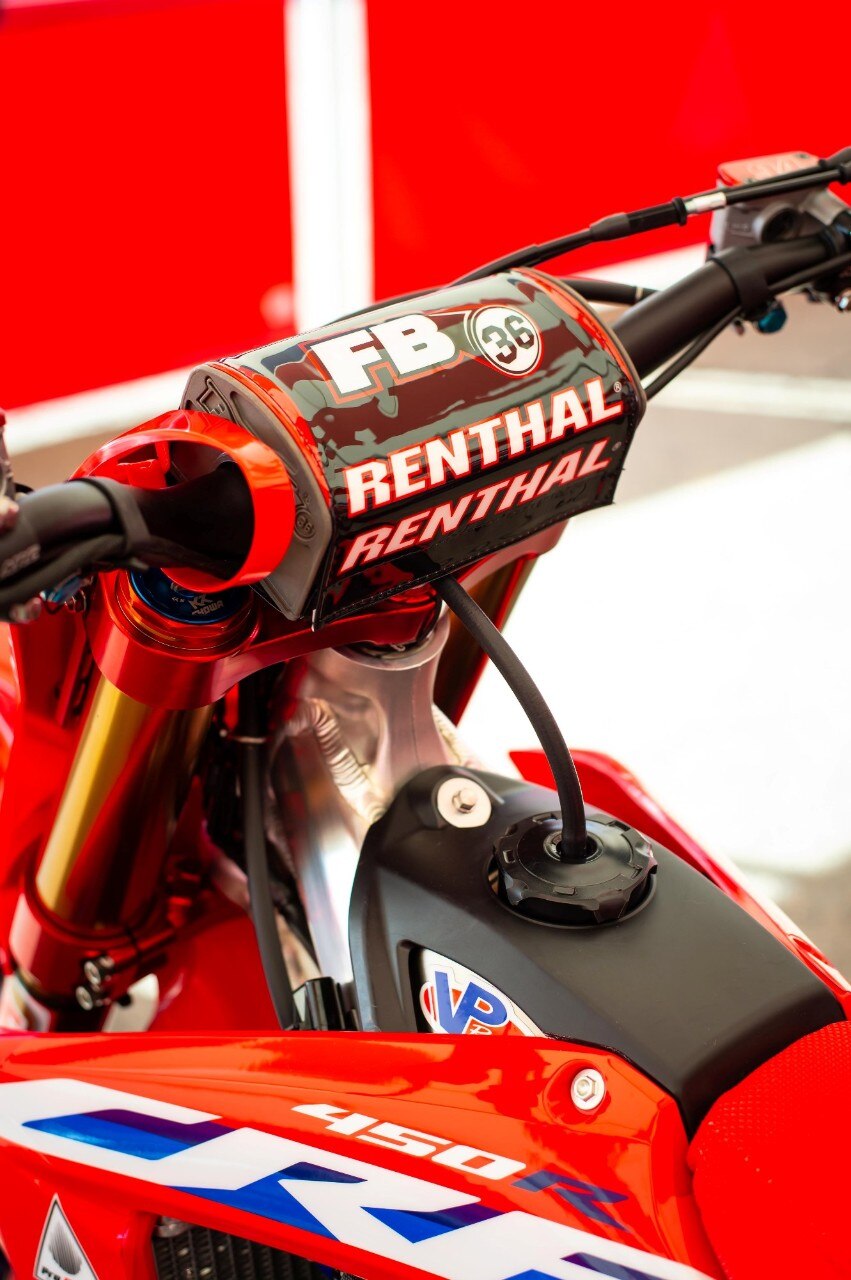 Athena nuovo distributore italiano del marchio Renthal