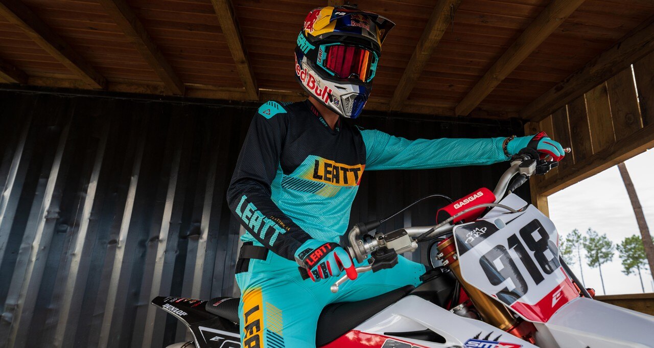 Leatt presenta la collezione Moto 2023
