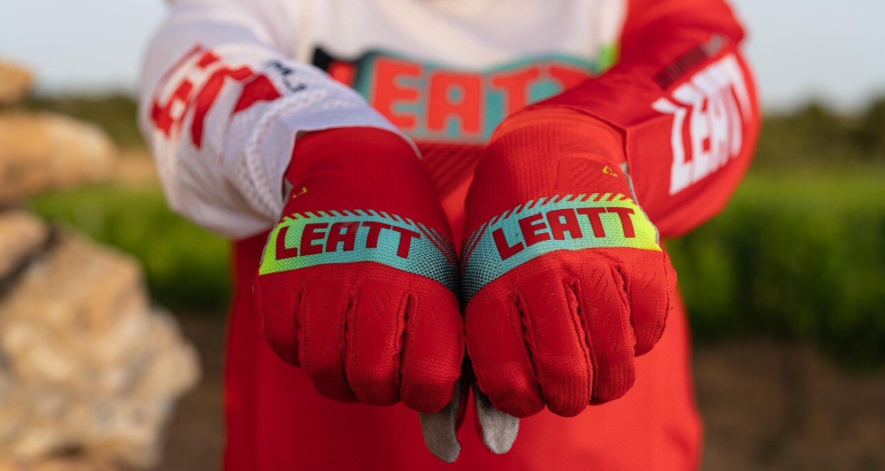 Leatt presenta la collezione Moto 2023