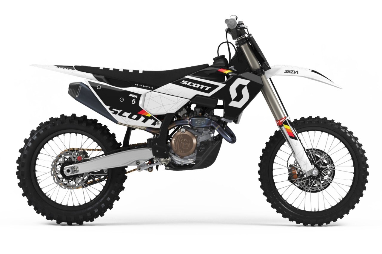 Nuove grafiche Scott by SKDA