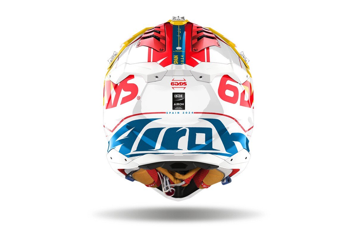 Airoh presenta l'esclusivo Aviator 3 6Days Spain 2024