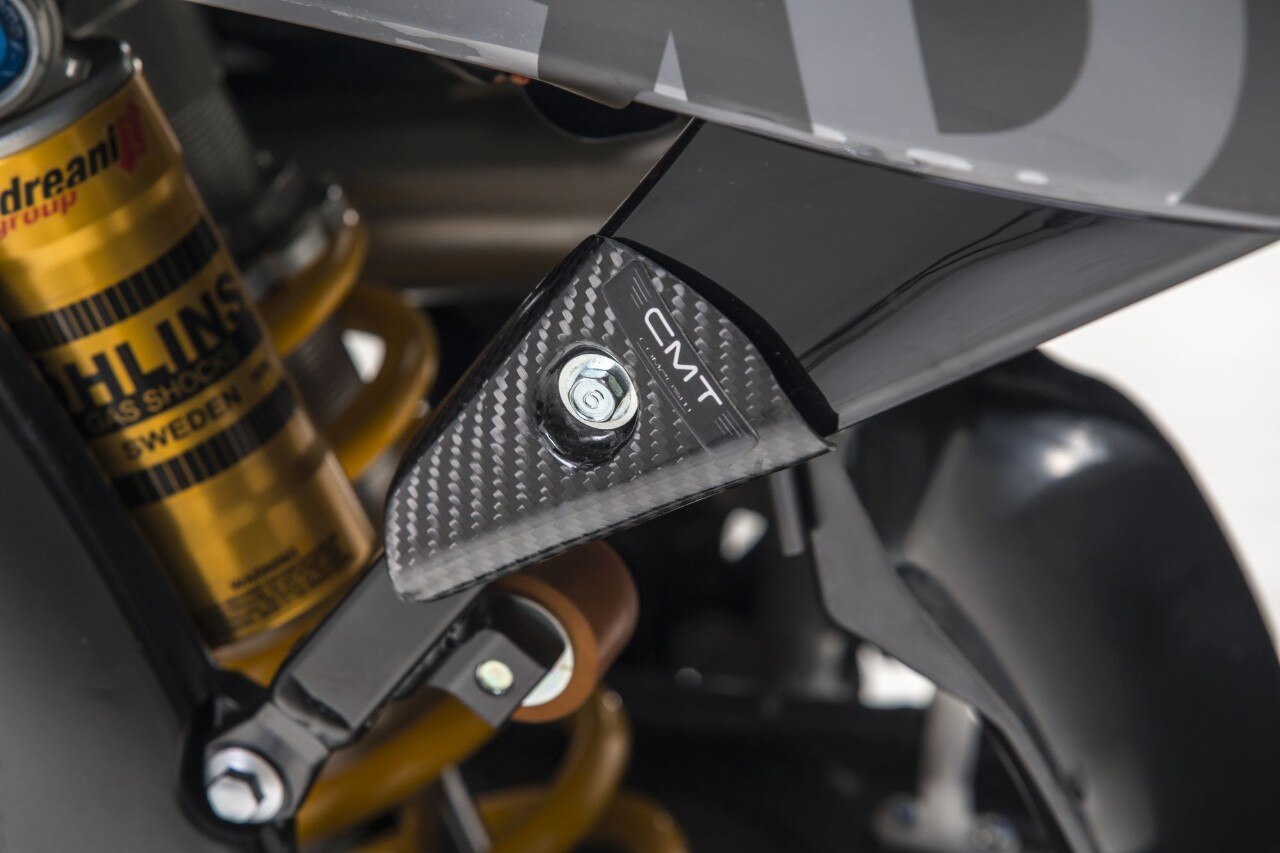 Mono Ohlins, paracolpi CMT