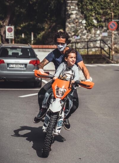 Mototerapia take away: sorrisi a domicilio