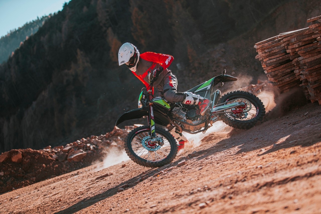 Fantic XEF 125 Enduro e XMF 125 Motard MY 2021, più potenti, più "pulite"