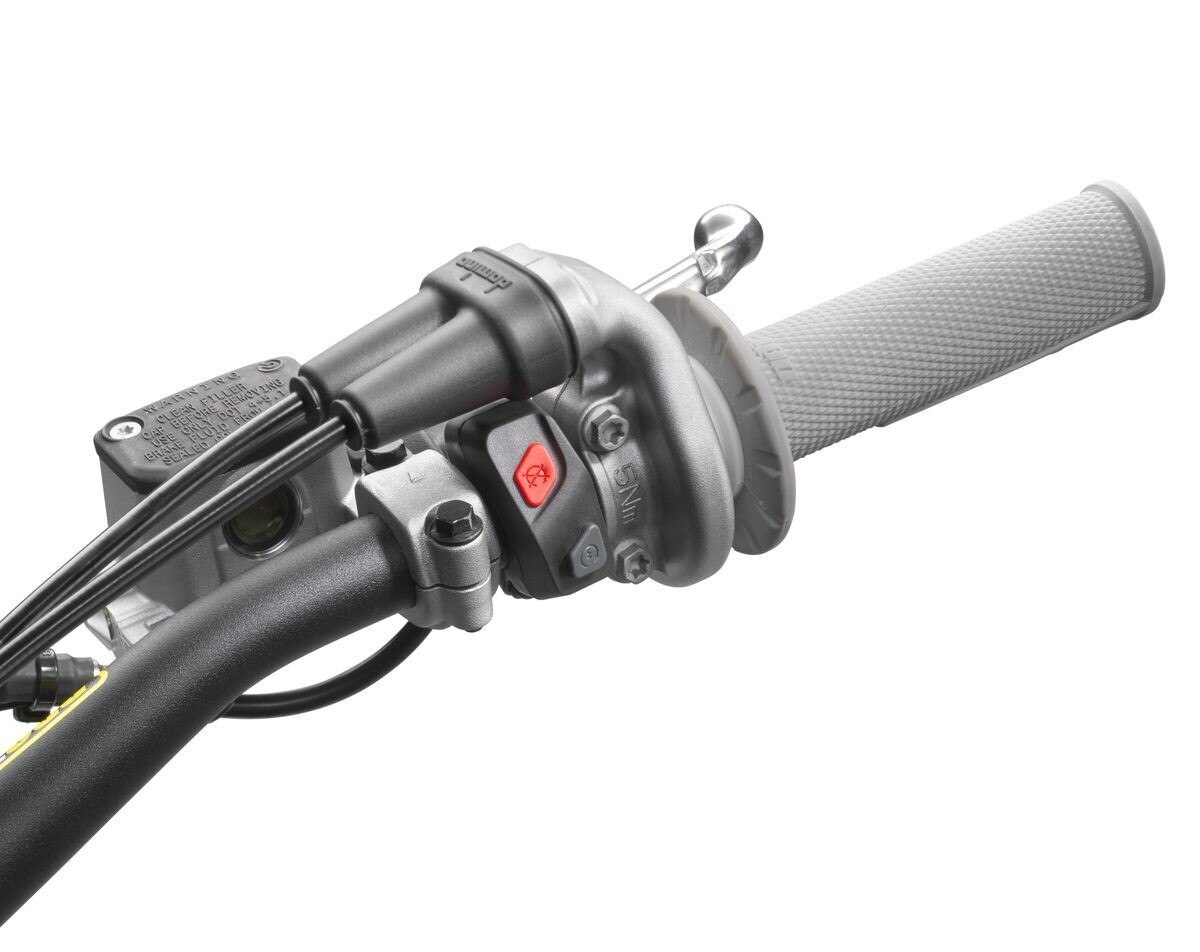 Husqvarna presenta le FC 250-450 Rockstar Edition 2022