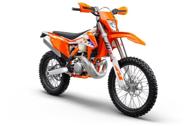 Trofeo Enduro KTM 2023: Presentata la nuova maglia, sempre powered by Mx  Line