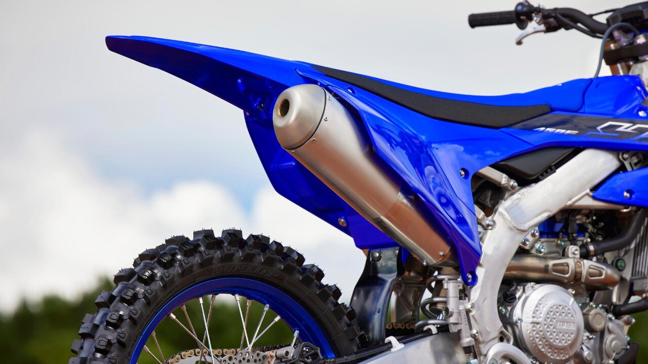 Yamaha YZF450F 2023: più leggera, più snella e più potente
