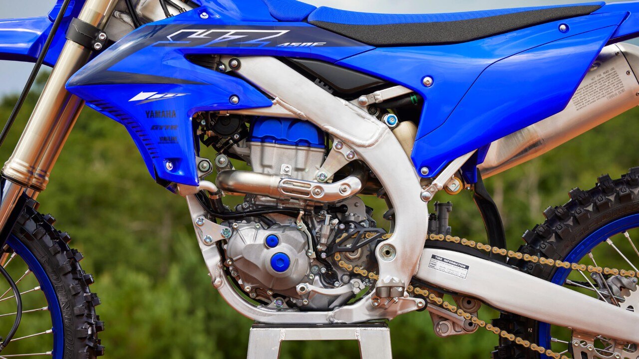 Yamaha YZF450F 2023: più leggera, più snella e più potente