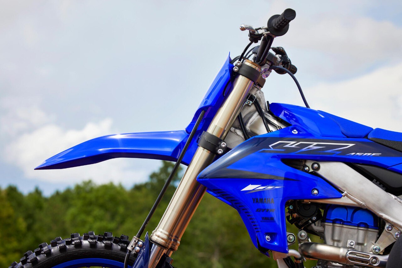 Yamaha YZF450F 2023: più leggera, più snella e più potente