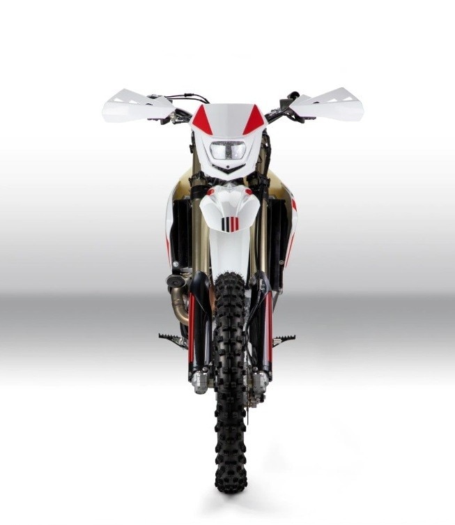 EICMA 2022: sorpresa Bimota enduro BX450