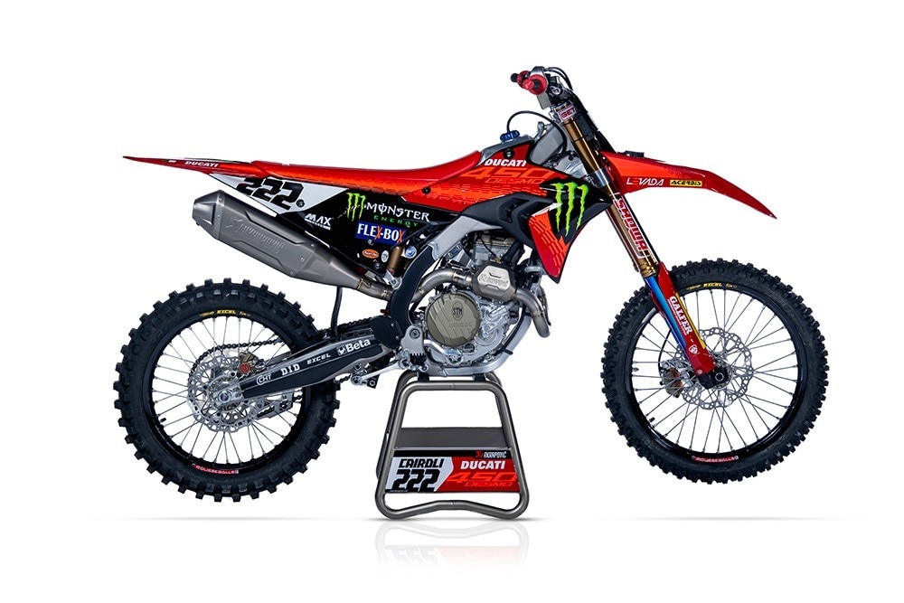 Ecco (finalmente) la Ducati Desmo450 MX!