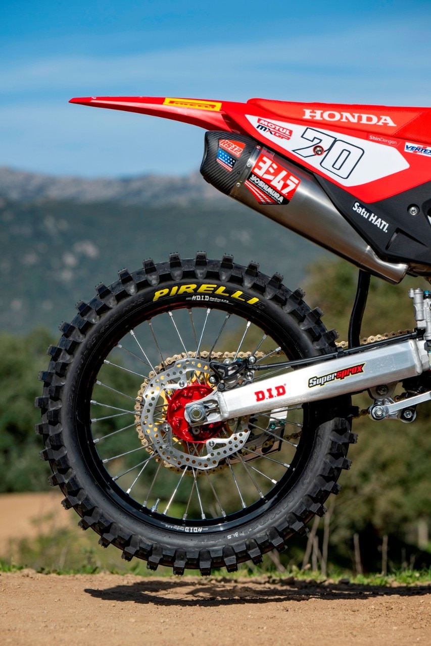 Team HRC Honda CRF450R 2024, ma è già 2025....